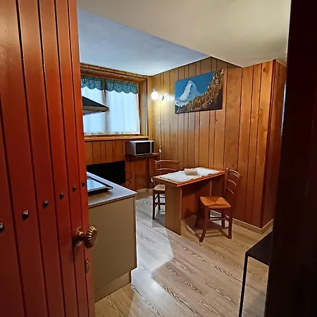 Monolocale Cervinia - Rododendro - In-out Apartment Breuil-Cervinia